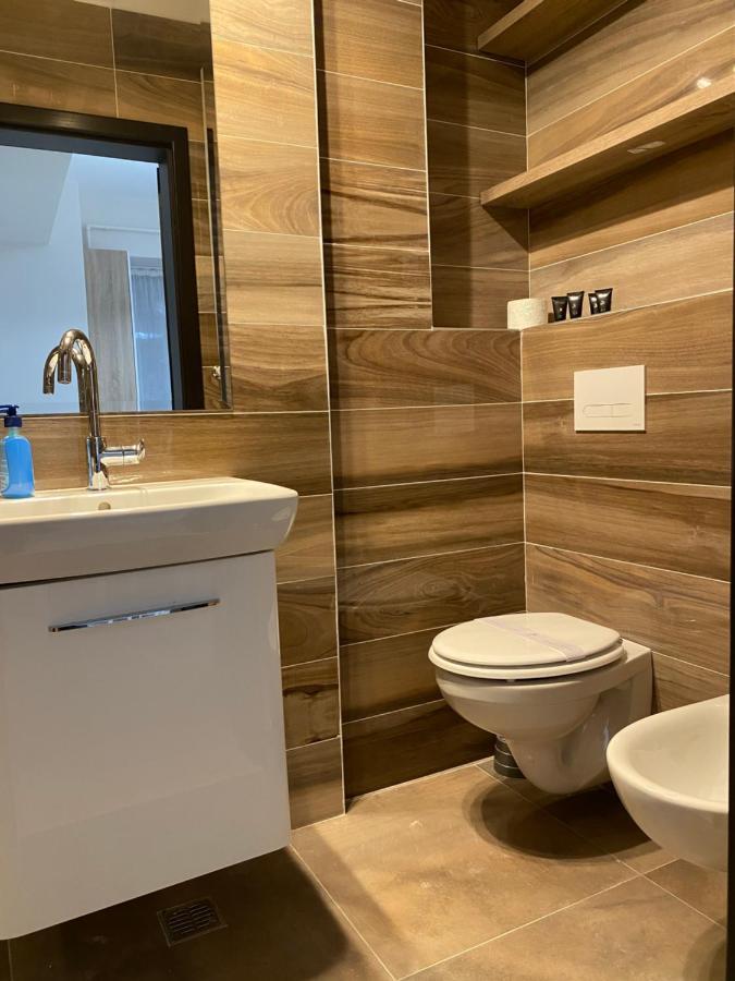 Tod Apartments Palas Яш Екстериор снимка