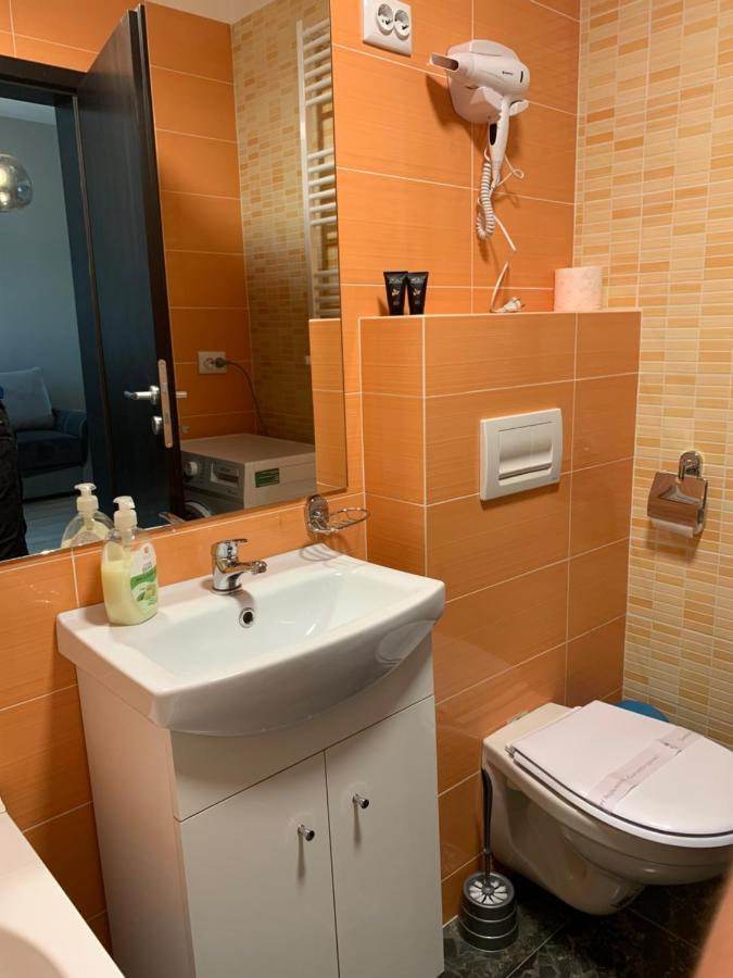 Tod Apartments Palas Яш Екстериор снимка